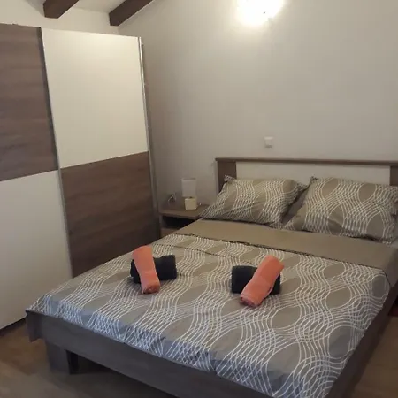 Kuca Za Odmor Luna Apartamento *